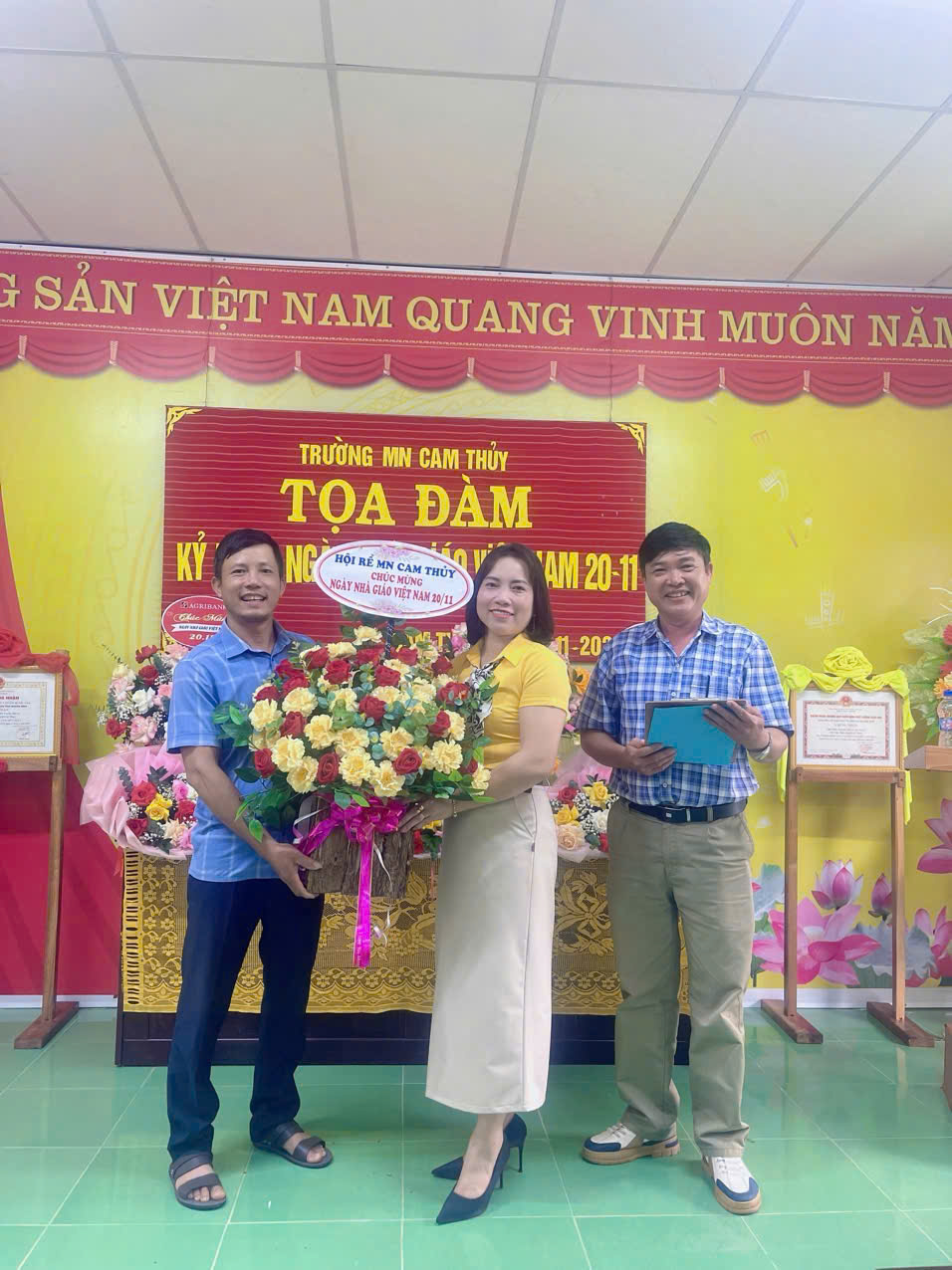 Toạ đàm 20.116.jpg
